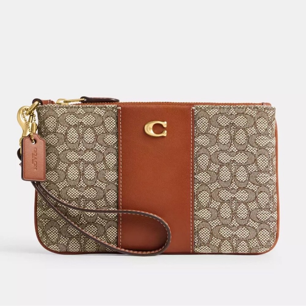 Coach wristlet wallet